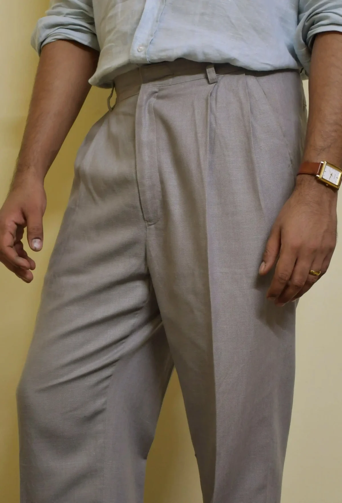 VINTAGE - CUT DOUBLE PLEATED LINEN TROUSERS - Light Grey