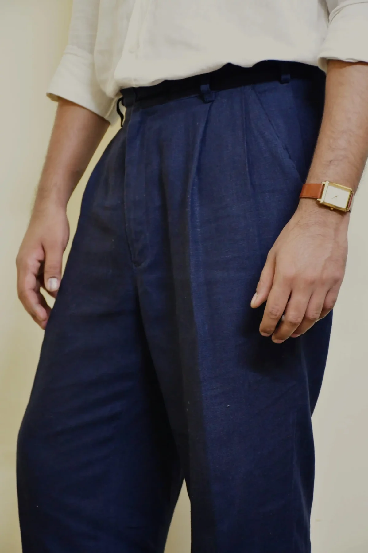 VINTAGE - CUT DOUBLE PLEATED LINEN TROUSERS - Navy Blue